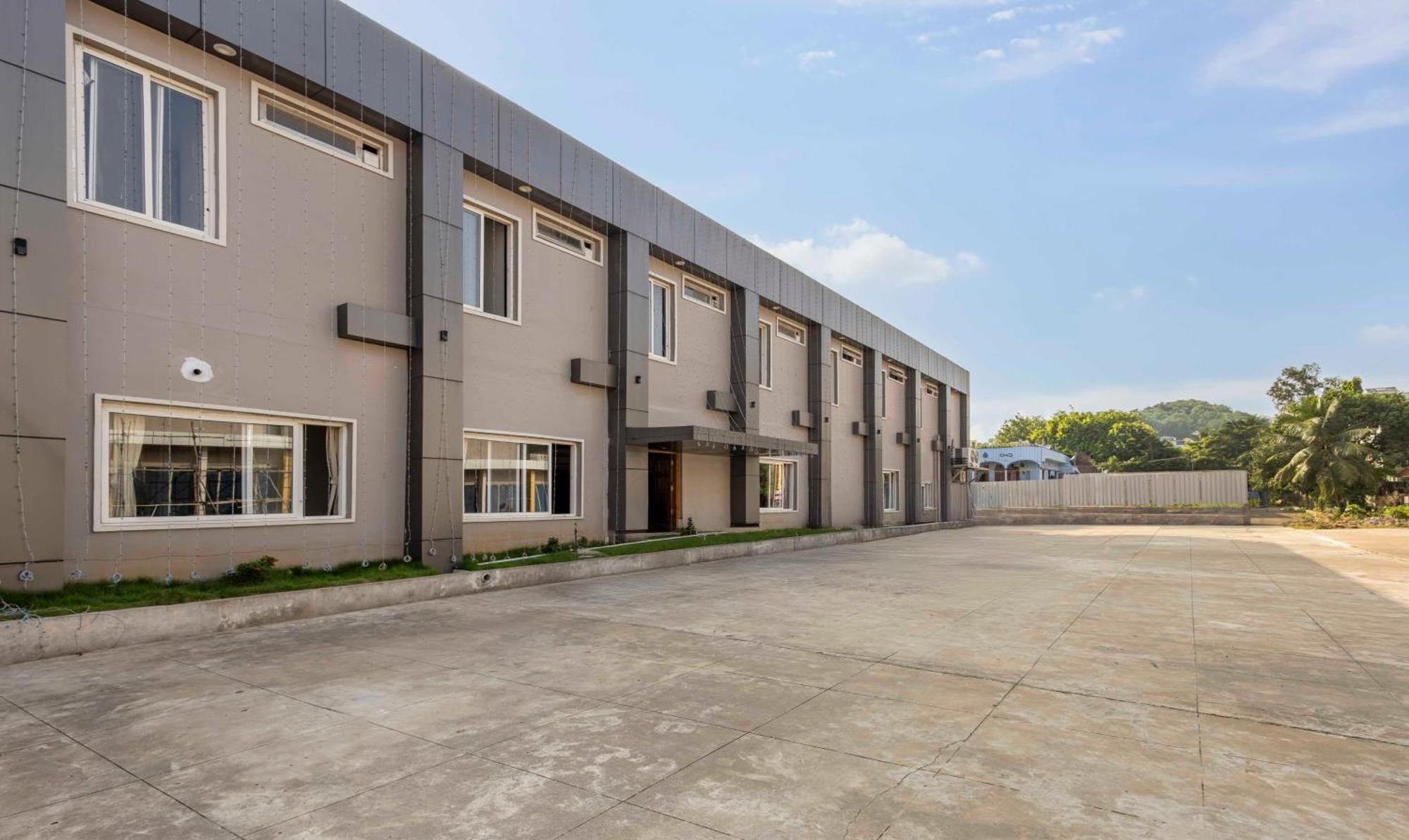 Treebo Imperia, Kommadi Hotel Visakhapatnam Exterior photo